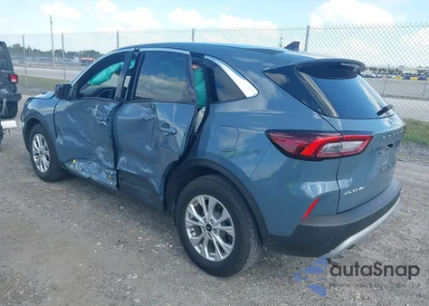 2023 Ford Escape Active z USA, uszkodzony, nr VIN 1FMCU0GNXPUA65598